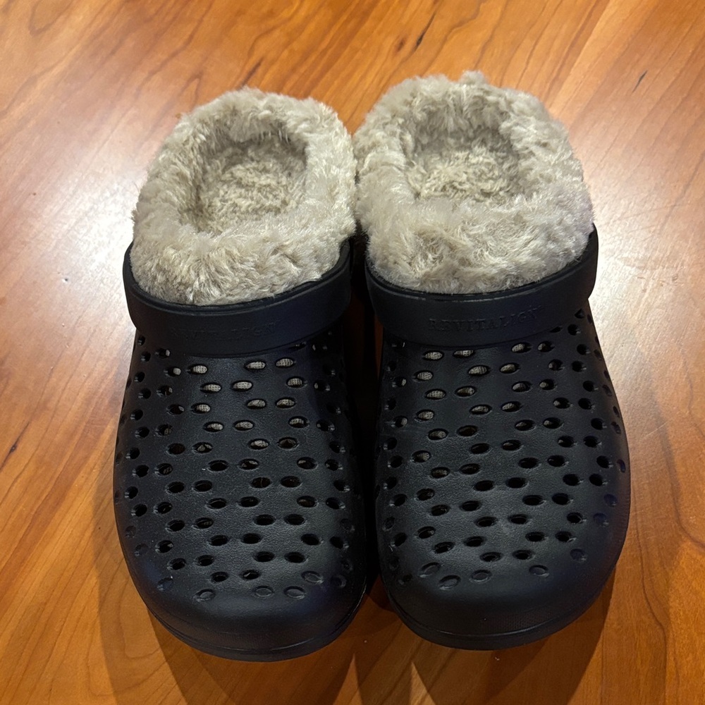 REVITALIGN Orthotic Cozy Lined Recovery Clogs -better than crocs